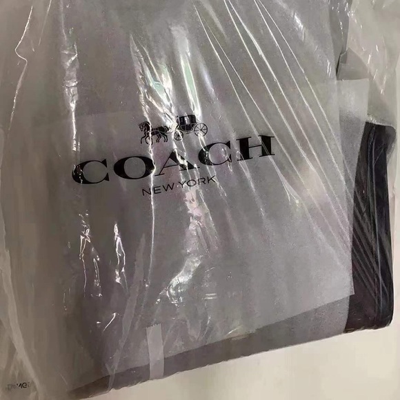 Coach ZOE CARRYALL IN SIGNATURE CANVAS - Picture 3 of 3